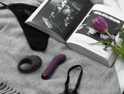 Je Joue Couple Kit: G-spot bullet&Mio